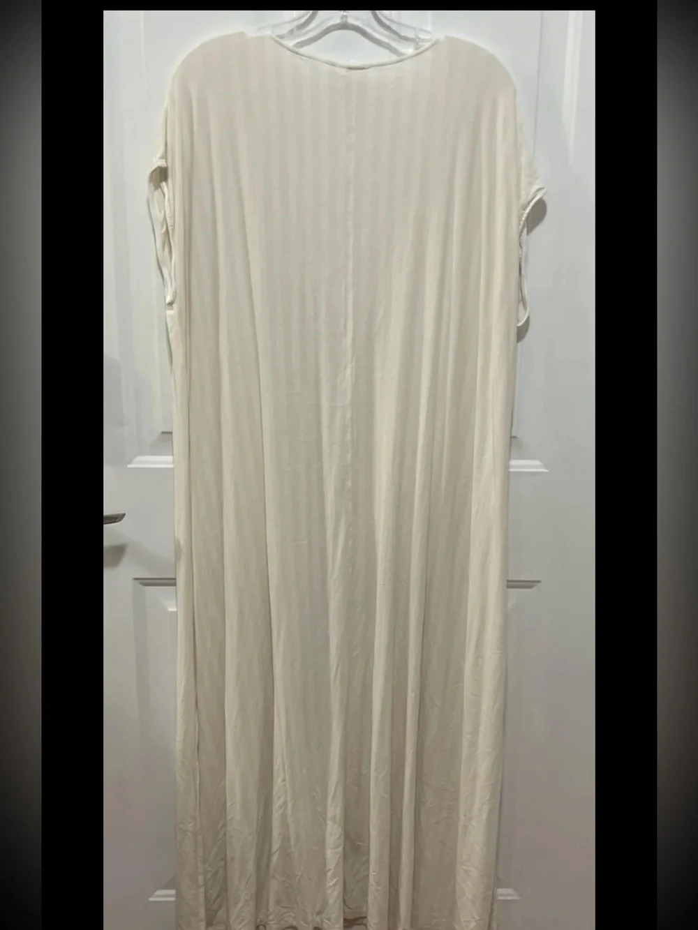 Lake cream  Sleep Caftan Nightgown Sz large long sleeves